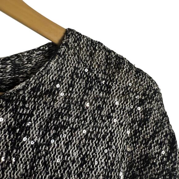 Chico’s Metallic Gray Sequined Knit 3/4 Sleeve Pullover Sweater Size 8 - Picture 3 of 9